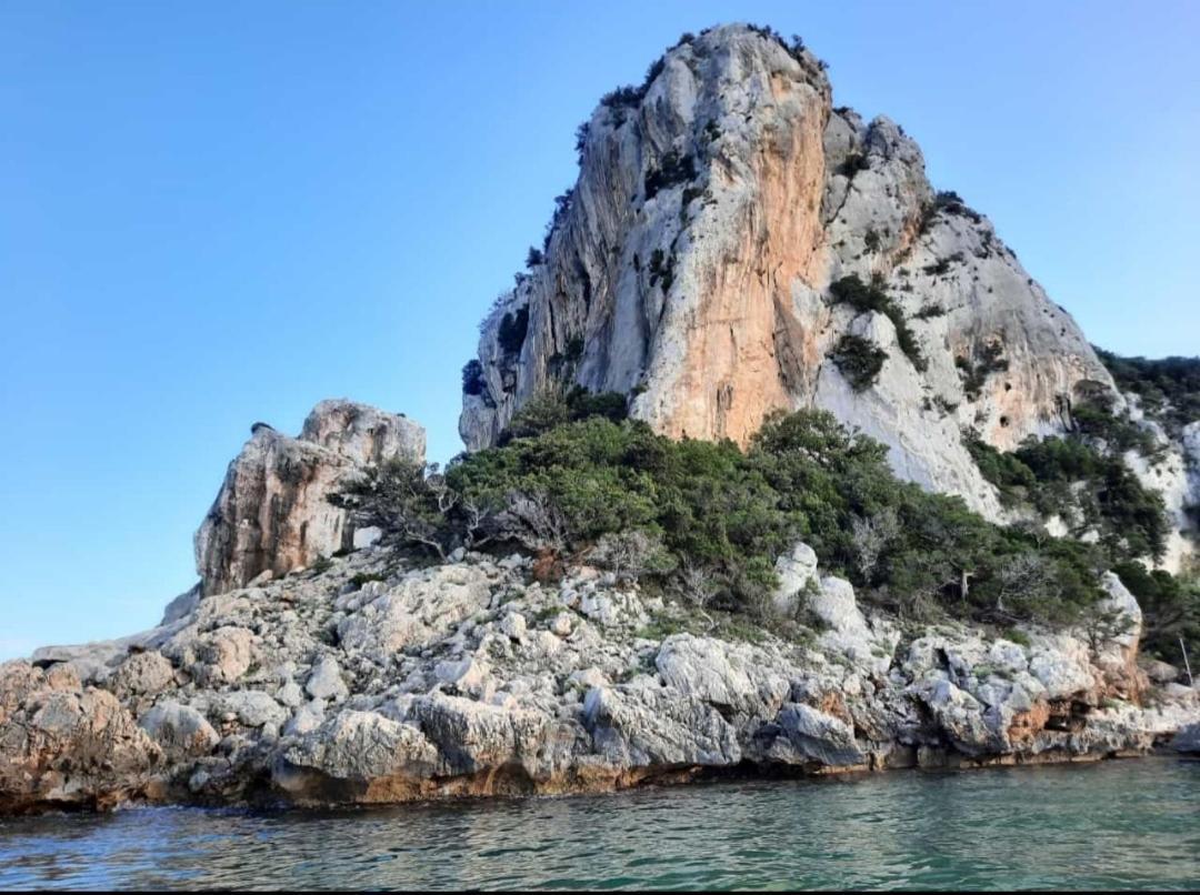 Appartamento Oleandro Cala Gonone Luaran gambar